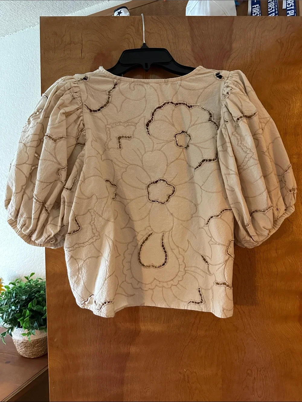 Free People Cream Floral Tie-Front Puff Sleeve Blouse